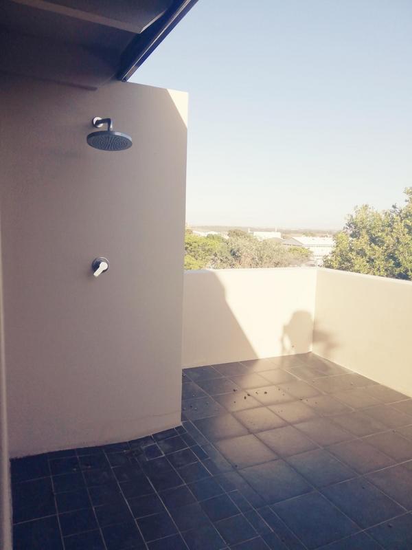 To Let 3 Bedroom Property for Rent in Wynberg Upper Western Cape